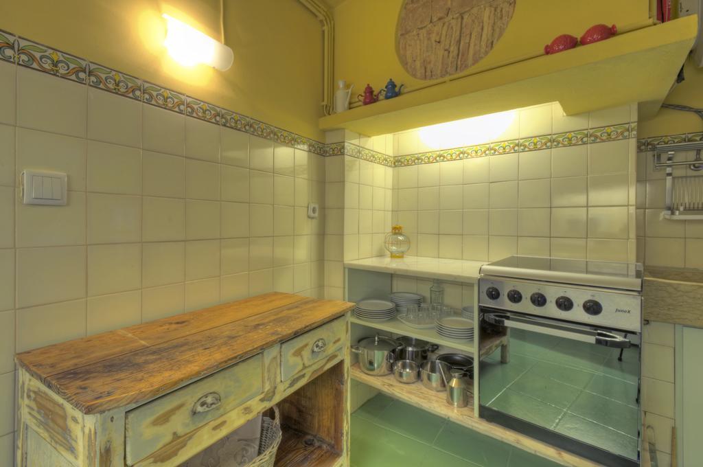 Local In Alfama! Alice Home, Near River Apartment Lisbon